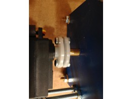 Condensador variable de 20/130pF con motor